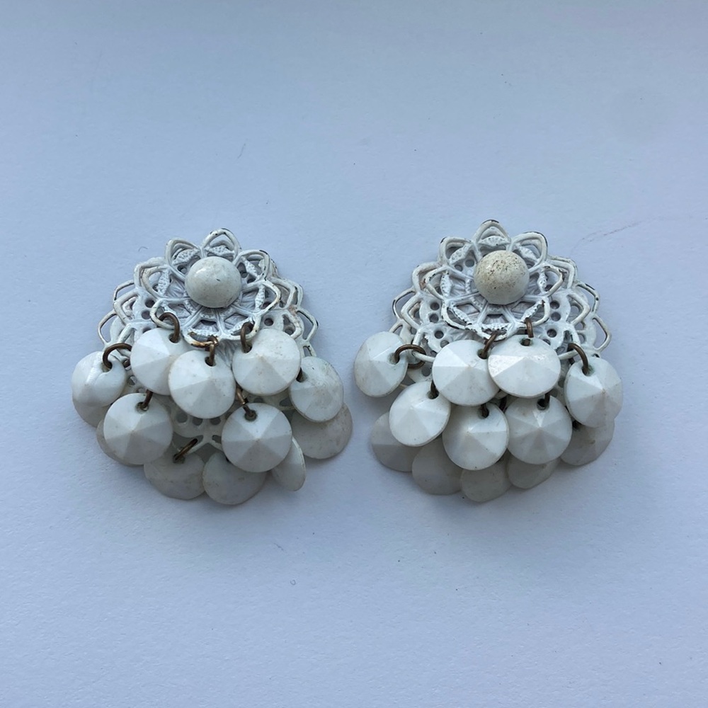 Vintage White Tone Dangle Clip On Earrings
